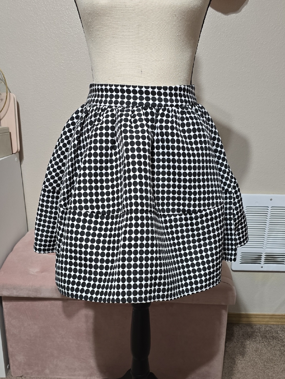 Express Polka Dot Pleated Mini Skirt Black White Size 00